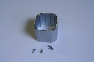 Extruded aluminum sleeve for luminaire manufacture